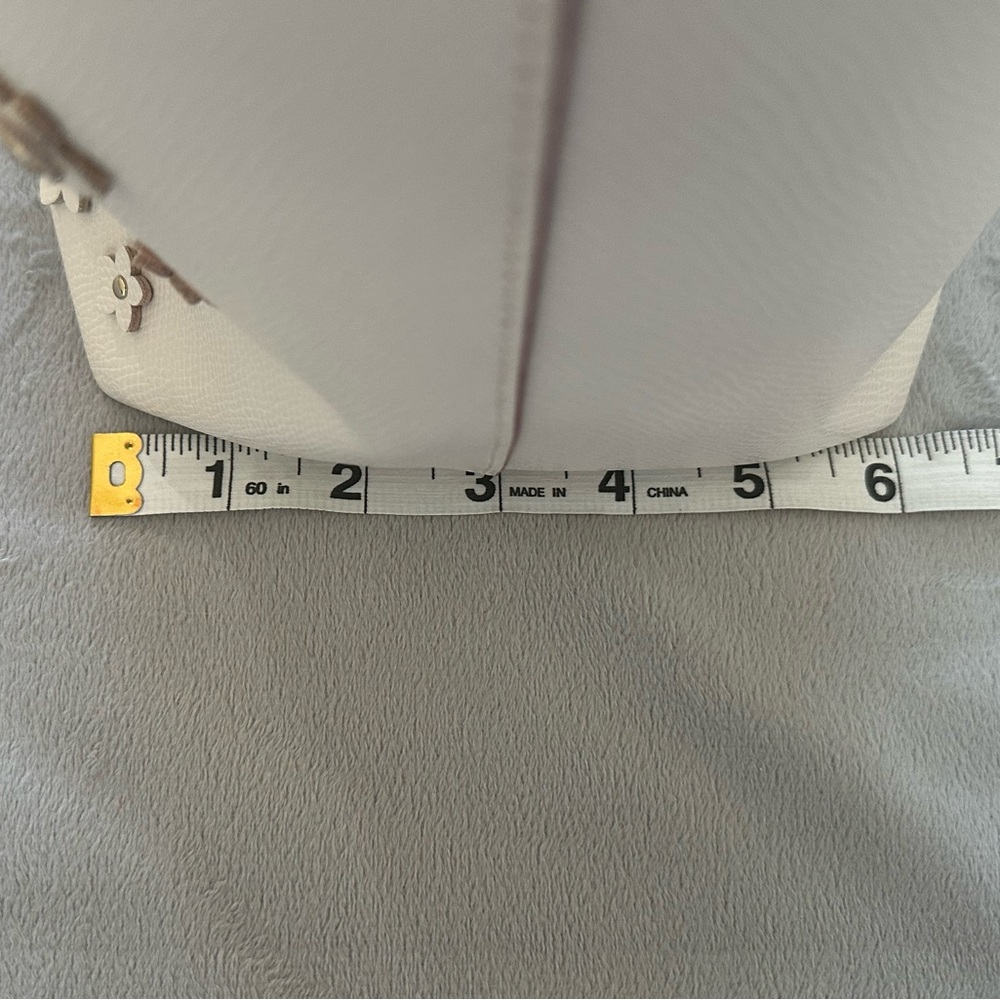 Coach Cream Floral Cutout Tote - Picture 12 of 13